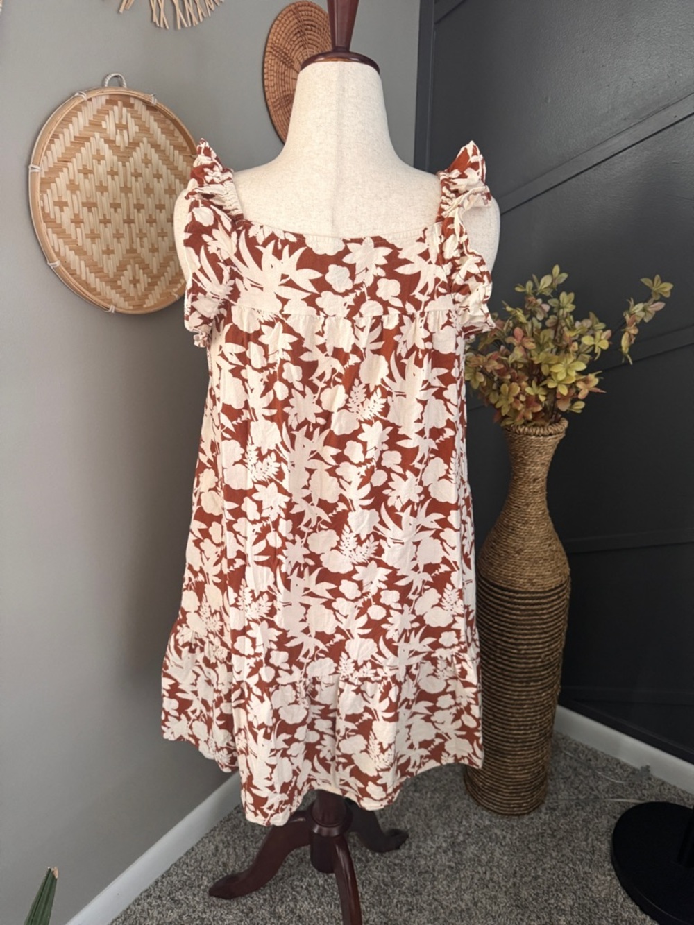 Universal Thread Rust and Cream Floral Button-Front babydoll boho floral dress - Picture 2 of 6